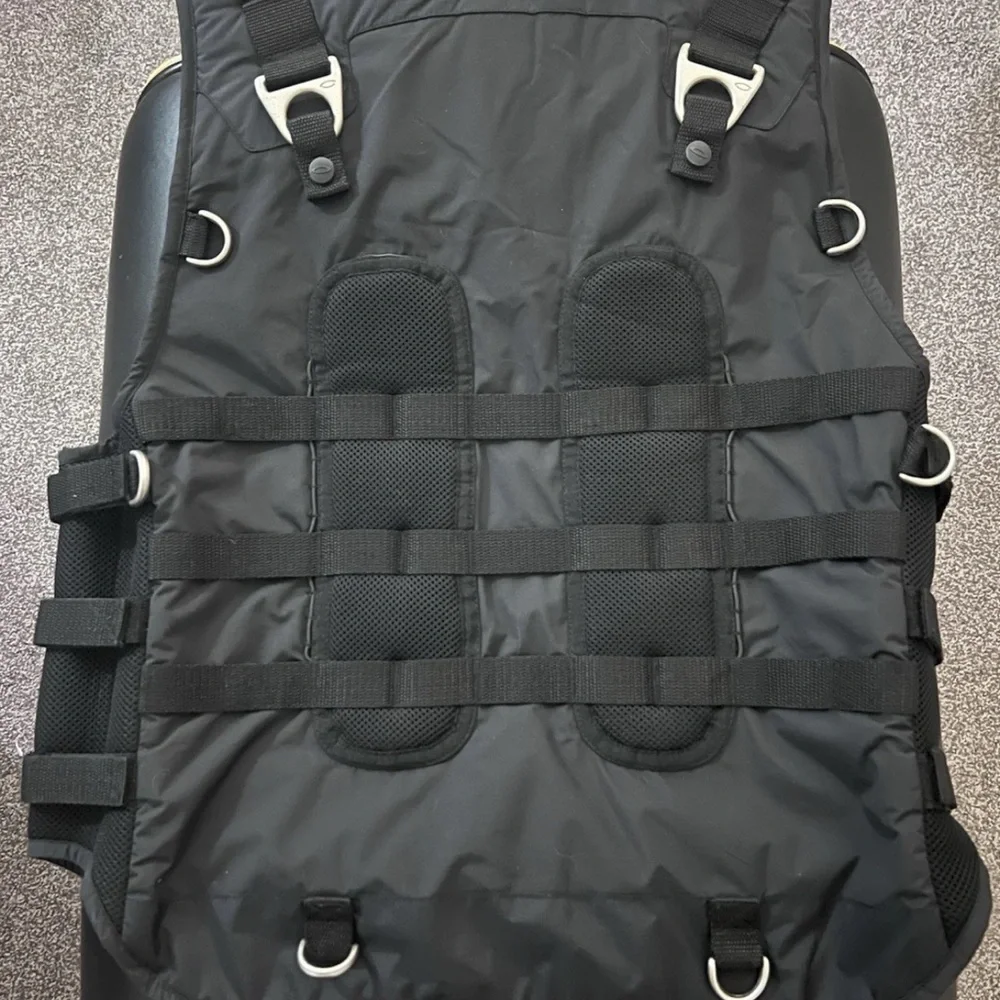 Oakley AP Tactical Vest SUPER RARE VINTAGE - Excellent Condition L / XL - Picture 2 of 8